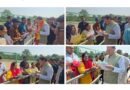 मुख्यमंत्री पुष्कर सिंह धामी ने लोहियाहेड हेलीपैड पर जनता व जनप्रतिनिधियों से मुलाकात कर जनसमस्याएं सुनकर अधिकारियों को समस्याओं का समाधान करने के दिए निर्देश।
