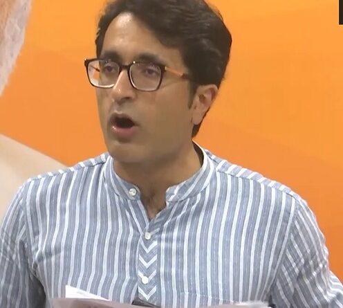बीजेपी प्रवक्ता प्रदीप भंडारी का कांग्रेस पर प्रहार— प्रियंका और वाद्रा परिवार पर लगाया उत्तराखंड में’जमीन कब्जाने’ आरोप।