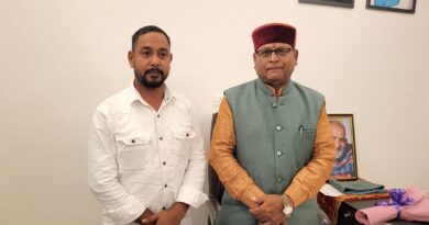 नैनीताल जिले की समस्याओं को लेकर प्रभारी मंत्री से मिले राहुल सिंह दरम्वाल।